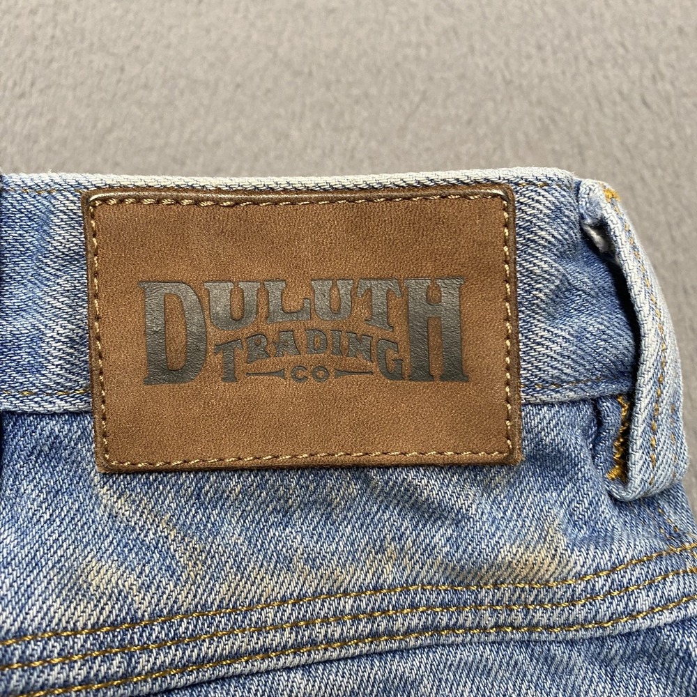 Duluth Trading Co Jeans Mens 36x30 Blue Relaxed Straight Denim Light Wash Pants - Picture 2 of 12
